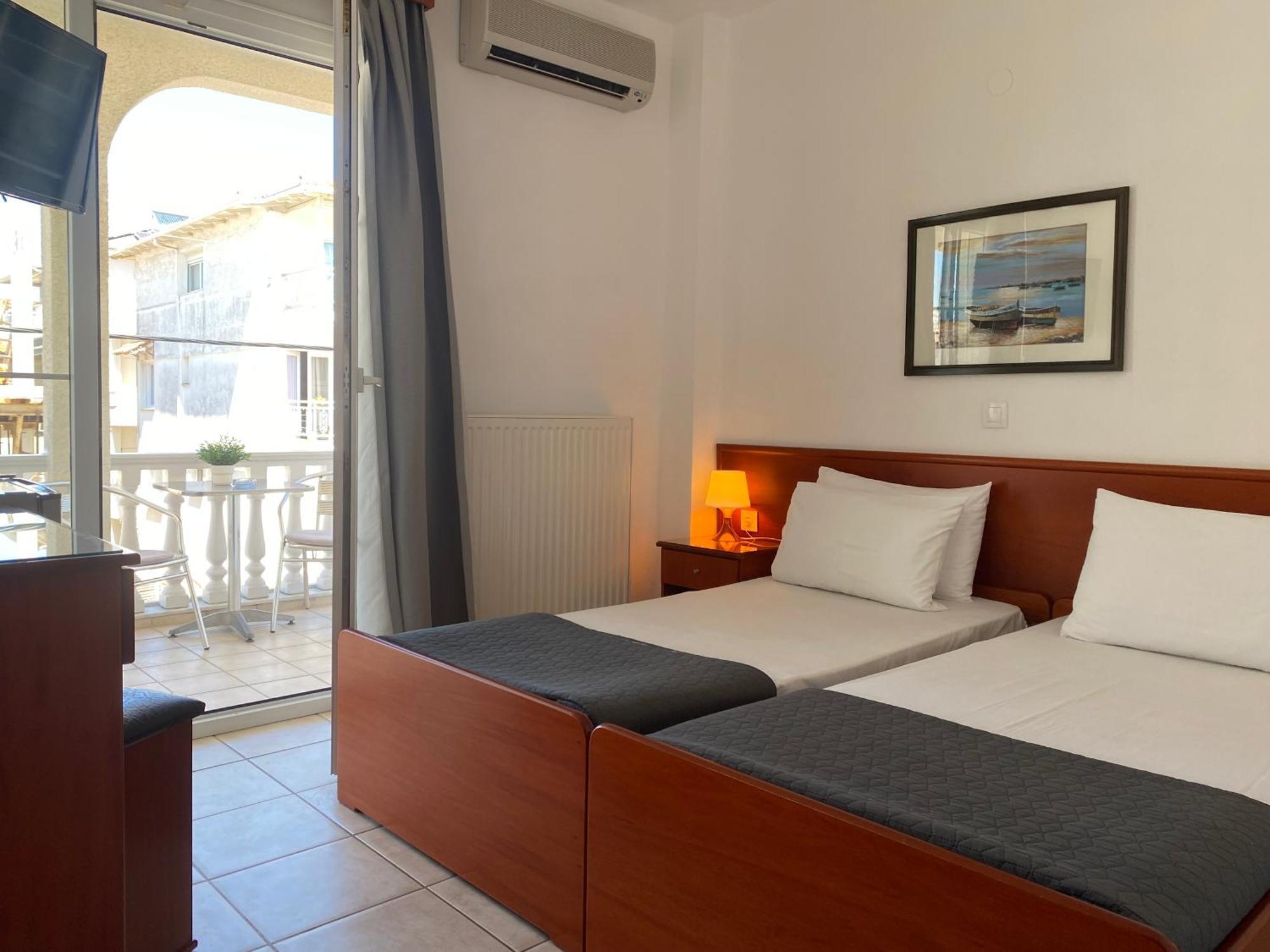 Korali Hotel Paralía Kültér fotó